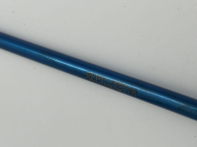 Hovedbilde Slangekrok 30cm blå metalikk